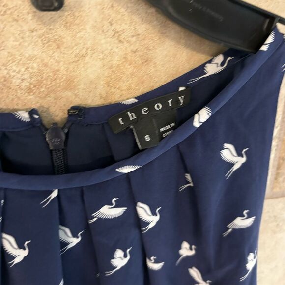 Theory Blue Bird Print Charlaine Silk Dress 6 Sleeveless Elegant Spring Summer - Picture 4 of 6